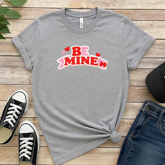 VALENTINE KISS ME SWEETHEART CROCHET LOOK. T-Shirt