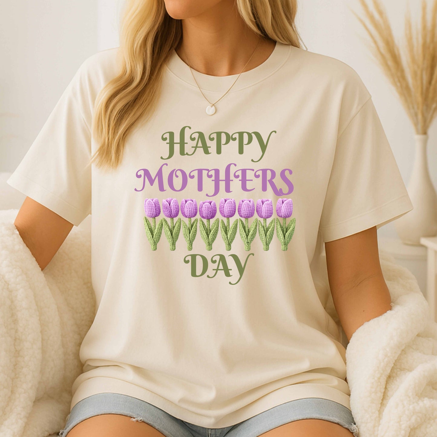 HAPPY MOTHERS DAY TULIPS. T-Shirt