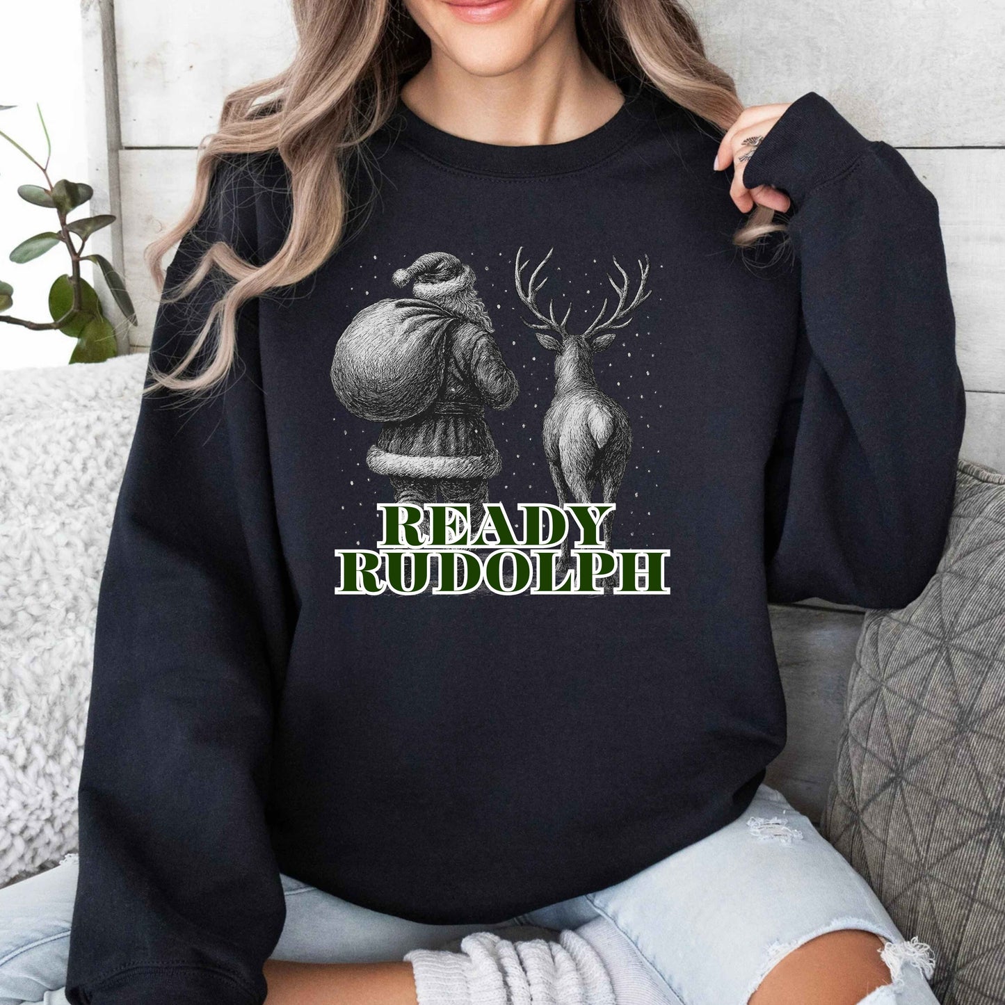 READY RUDOLPH SANTA AND RUDOLPH WALKING AWAY   Pullover Hoodie