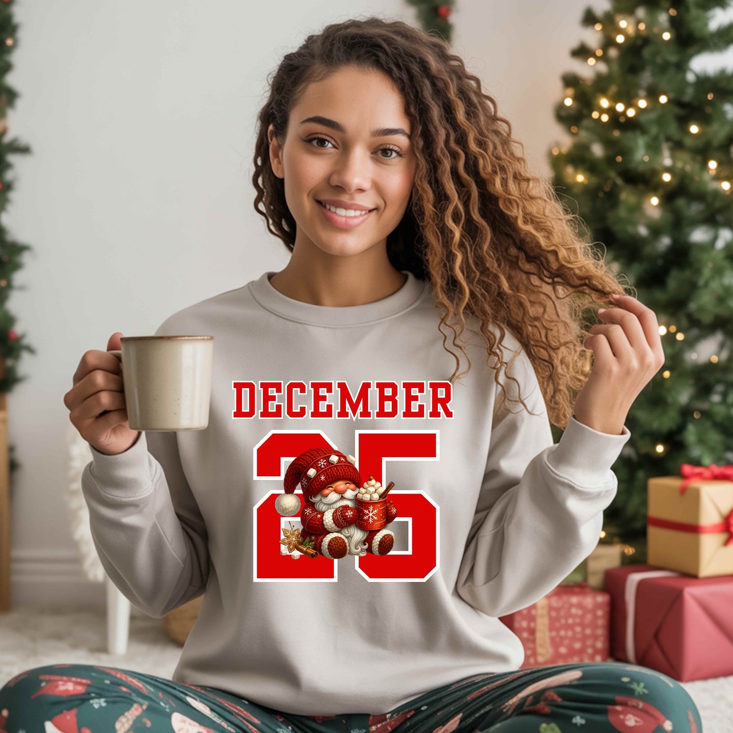December 25 Christmas Noam.   Pullover Hoodie